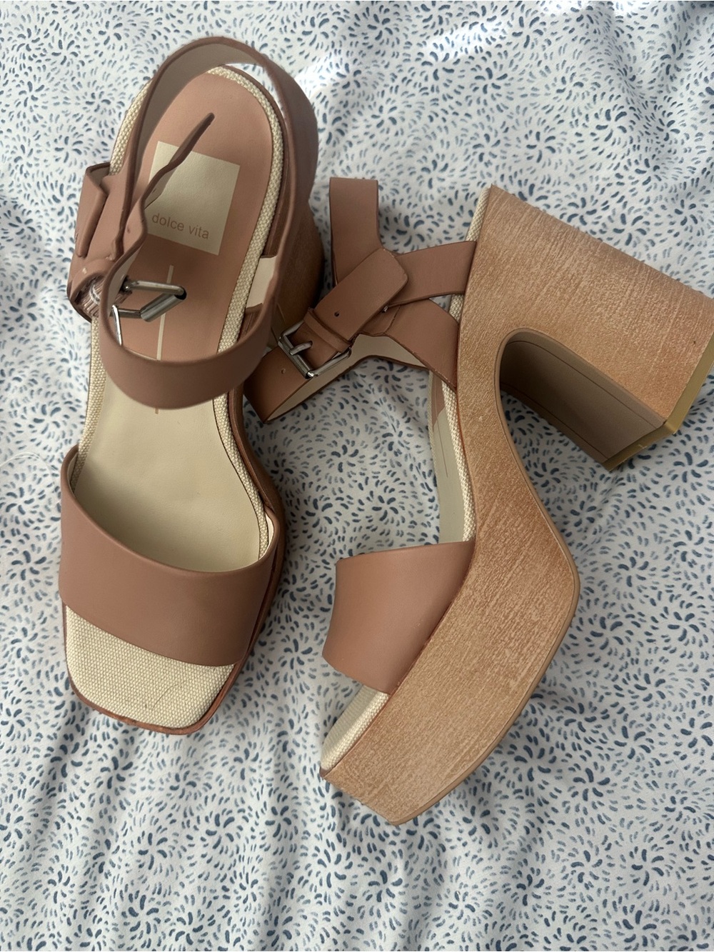 Dolce Vita Blush Leather Platform Sandal with Wood-Look Block Heel - Picture 6 of 8